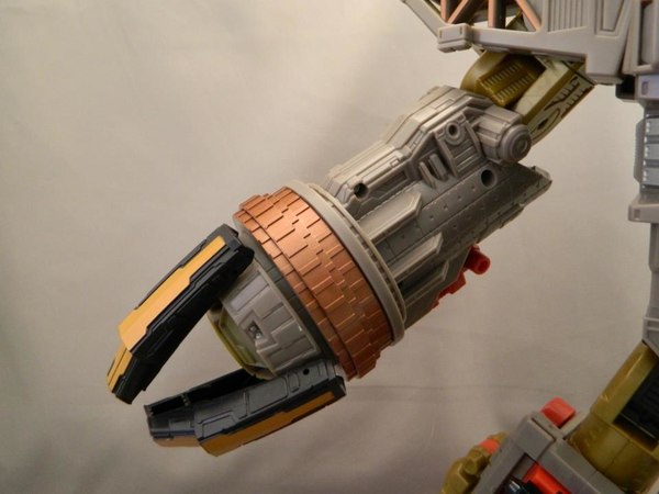 Transformers Year Of The Snake Platinum Edition Omega Supreme  (42 of 48)